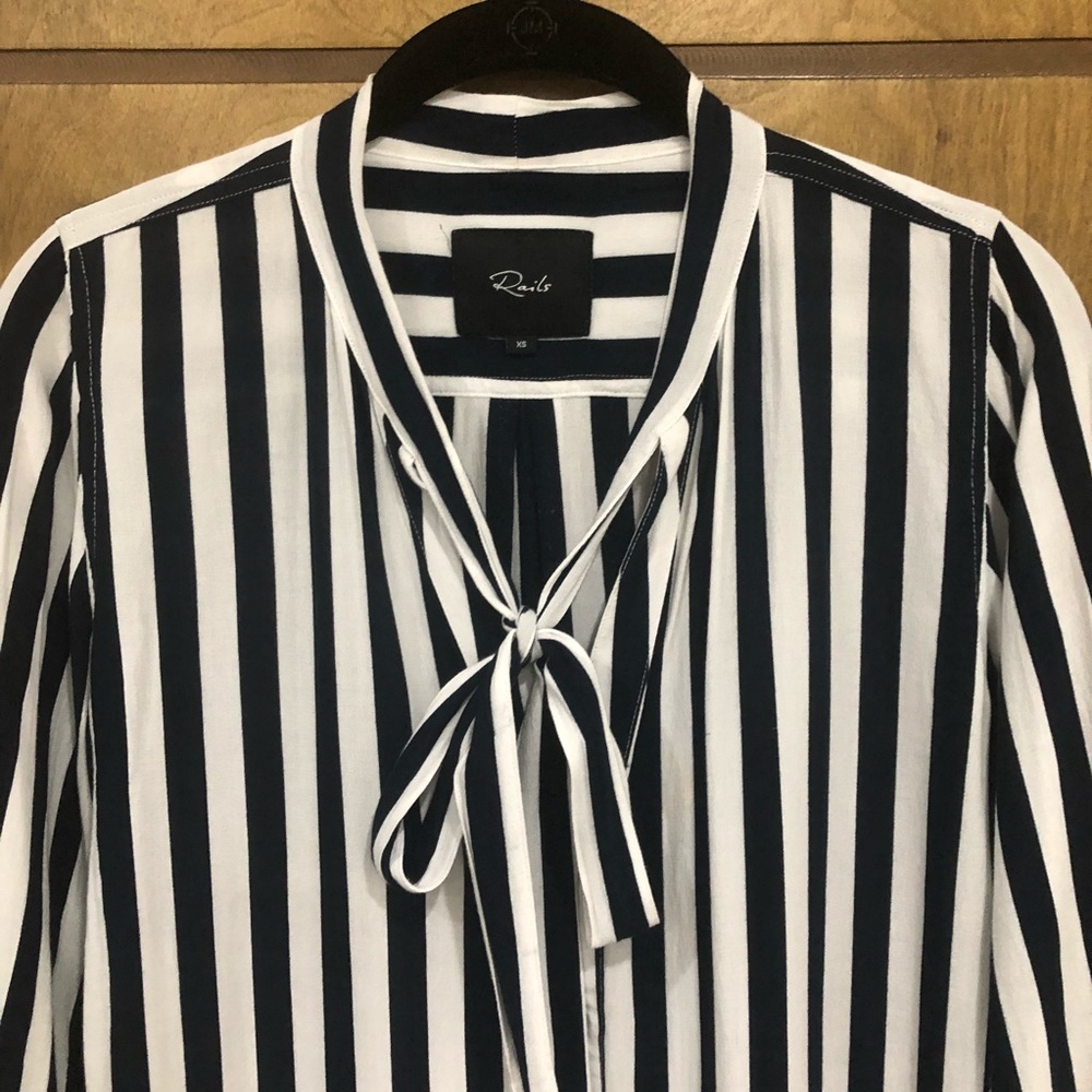 Striped Blouse ππβ - Picture 2 of 5